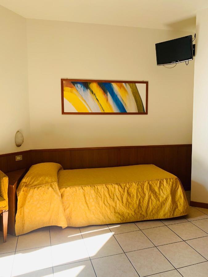 Hotel San Siro Fiera Milaan Buitenkant foto