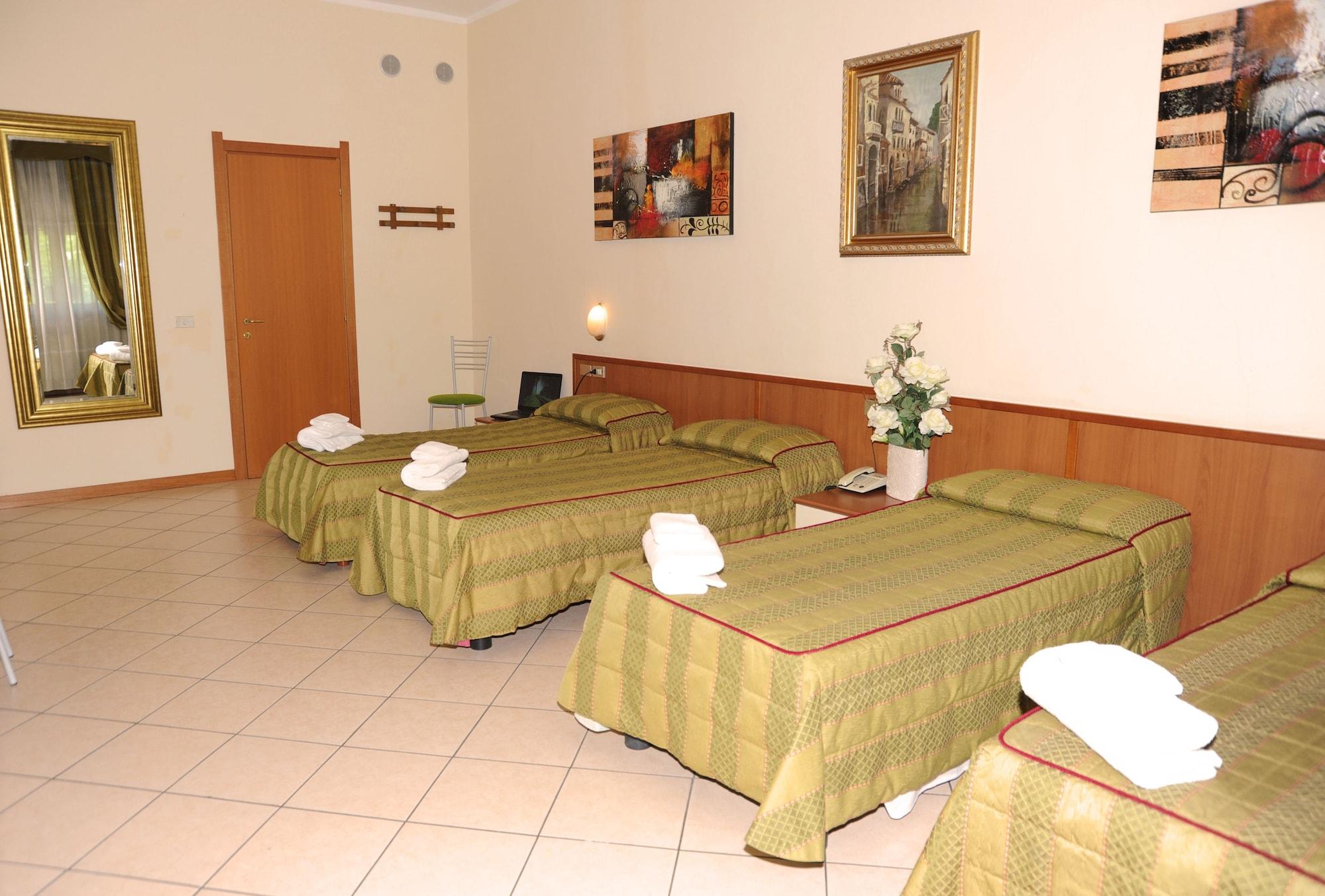 Hotel San Siro Fiera Milaan Buitenkant foto